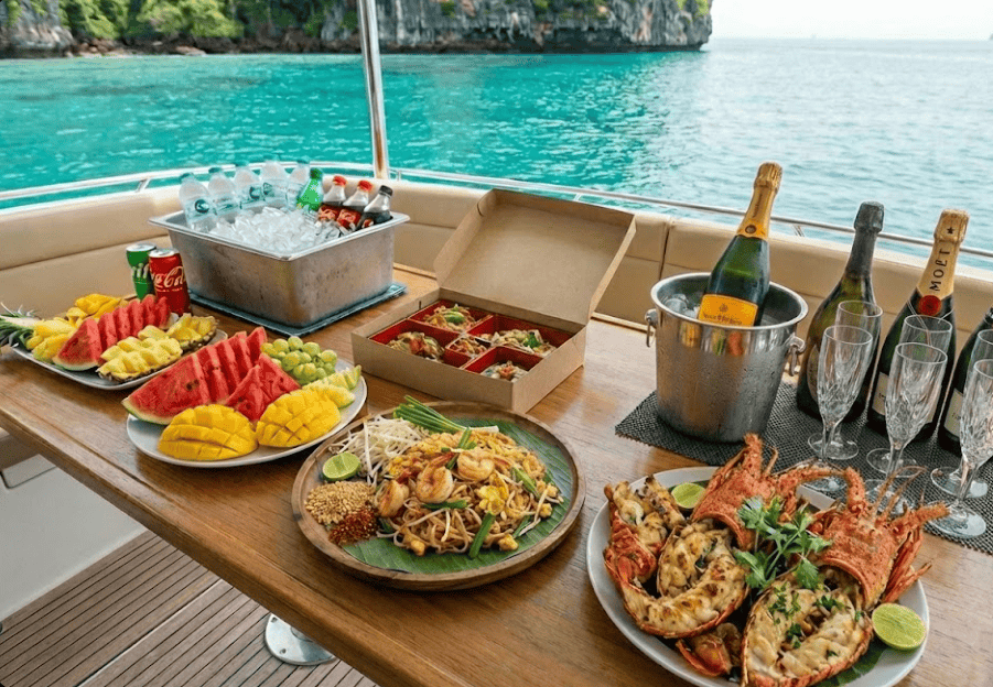Authentic Thai Food on Boat